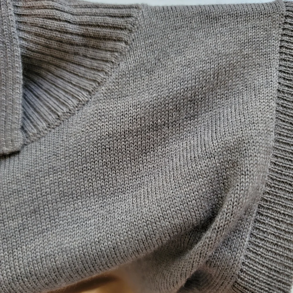 NWT The Limited Women's Sleeveless Sweater - Picture 11 of 11